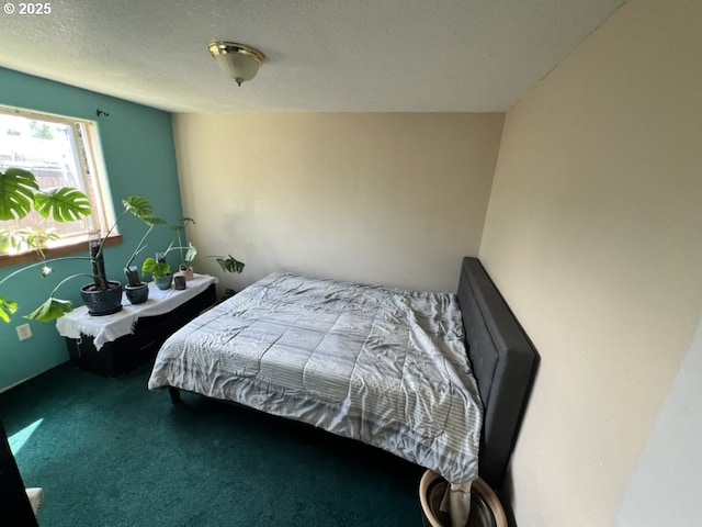 815 Nyssa St, Junction City, OR 97448 - bedroom featuring a textured ceiling and carpet floors