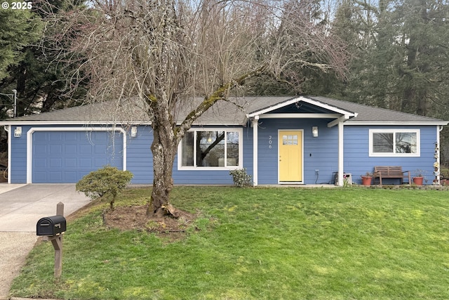 ranch-style house with driveway, a front lawn, roof with shingles, and an attached garage