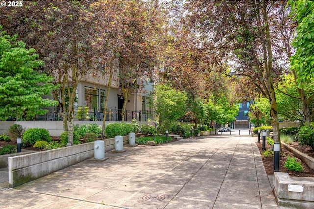 1634 NW Riverscape St, Portland, OR 97209 - view of surrounding community