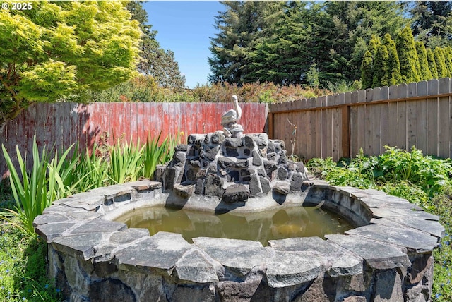 705 Prefontaine Dr, Coos Bay, OR 97420 - exterior view of a small pond