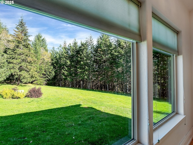 17234 Oakdale Rd, Dallas, OR 97338 - view of yard featuring a wooded view