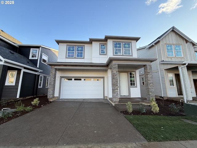 view of front facade featuring a garage