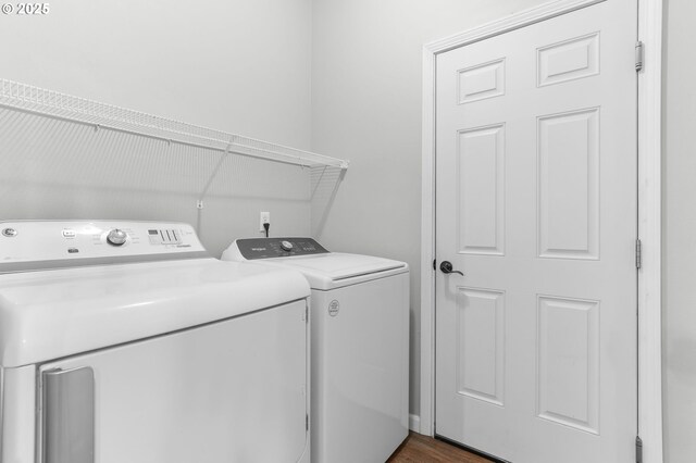 21125 SW Ladyfern Dr, Sherwood, OR 97140 - laundry area with washing machine and dryer