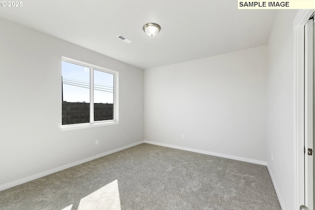 1197 NE Emerald Dr, Hermiston, OR 97838 - empty room with carpet flooring