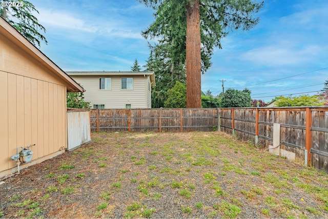 5715 SW 191st Ave, Beaverton, OR 97078 - view of fenced backyard