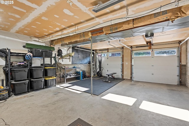 99 Walnut St, La Grande, OR 97850 - view of garage