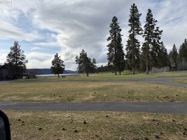 Coopers Hawk Rd, Klamath Falls, OR 97601