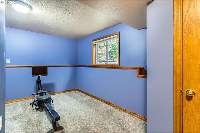 4939 Hampton Ct, Lake Oswego, OR 97035 - bedroom featuring carpet flooring and baseboards