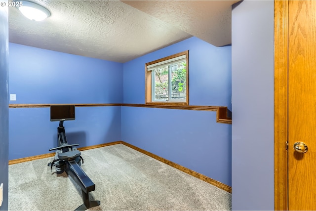 4939 Hampton Ct, Lake Oswego, OR 97035 - exercise area with carpet, baseboards, and a textured ceiling