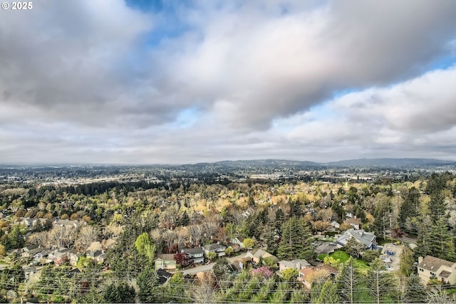 4939 Hampton Ct, Lake Oswego, OR 97035 - aerial view of property's location with a heavily wooded area