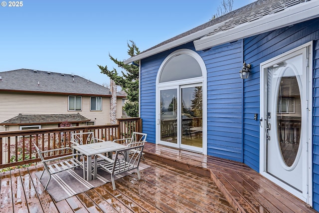 4939 Hampton Ct, Lake Oswego, OR 97035 - deck with outdoor dining space