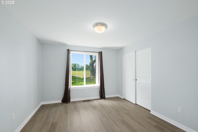 5615 Macleay Rd, Salem, OR 97317 - empty room featuring wood finished floors and baseboards