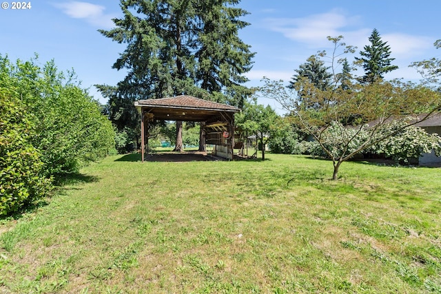 108 SE 133rd Ave, Portland, OR 97233 - view of yard