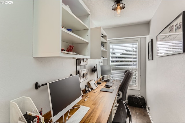 1736 Regency St, West Linn, OR 97068 - office space featuring wood finished floors and baseboards