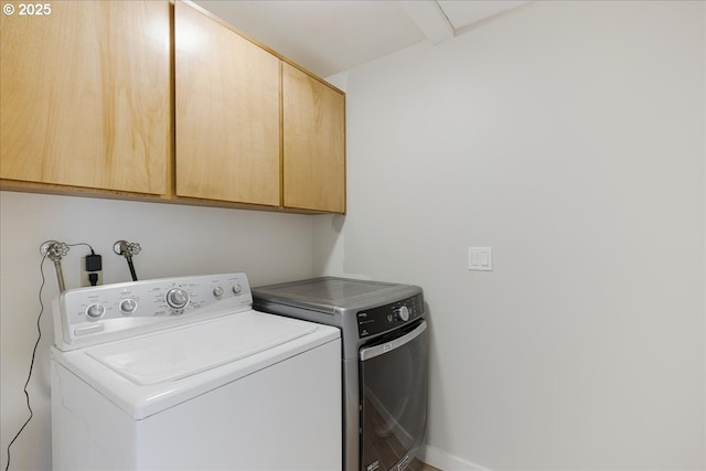 1725 SE Cochran Dr, Gresham, OR 97080 - washroom featuring cabinet space and separate washer and dryer