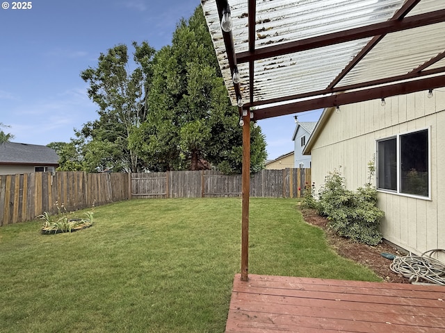 573 SE 73rd Ave, Hillsboro, OR 97123 - fenced backyard with a wooden deck