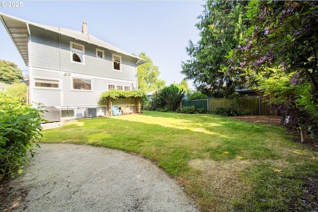 1823 SE 34th Ave, Portland, OR 97214 - view of yard