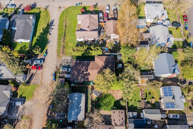 9023 SE Ankeny St, Portland, OR 97216 - bird's eye view with a residential view