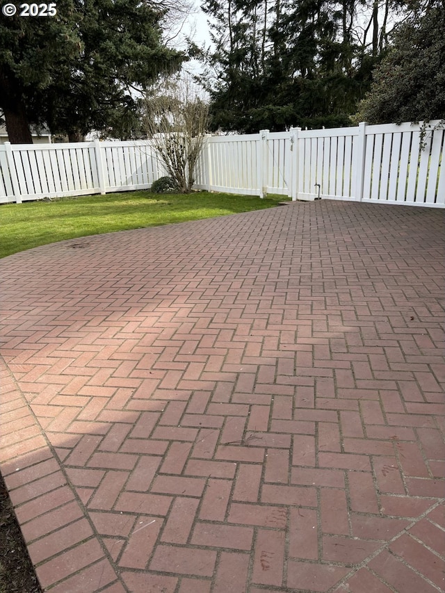 11623 Broadacres Rd NE, Hubbard, OR 97032 - view of patio / terrace featuring a fenced backyard