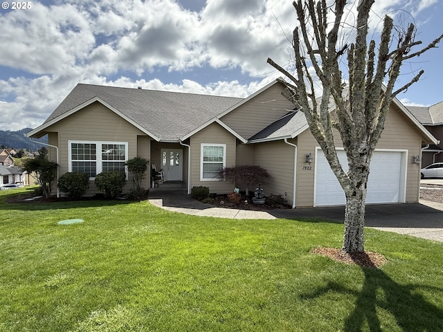 1922 Kapela Ct, Sutherlin, OR 97479 - ranch-style house featuring driveway, a front yard, and roof with shingles