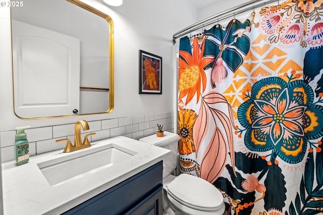 9628 N Exeter Ave, Portland, OR 97203 - bathroom with vanity, tile walls, and a shower with shower curtain