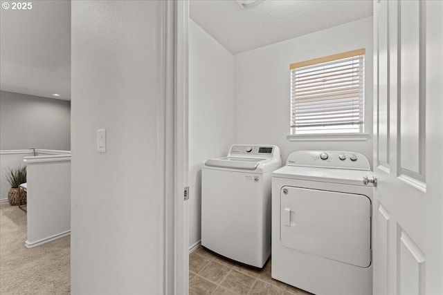 6638 NW Joss Ave, Portland, OR 97229 - laundry room with washer and dryer