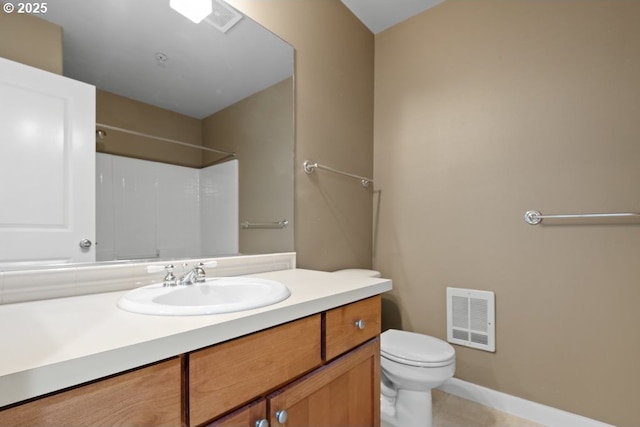1919 NE 50th Way, Hillsboro, OR 97124 - full bath with vanity, toilet, a shower, and baseboards