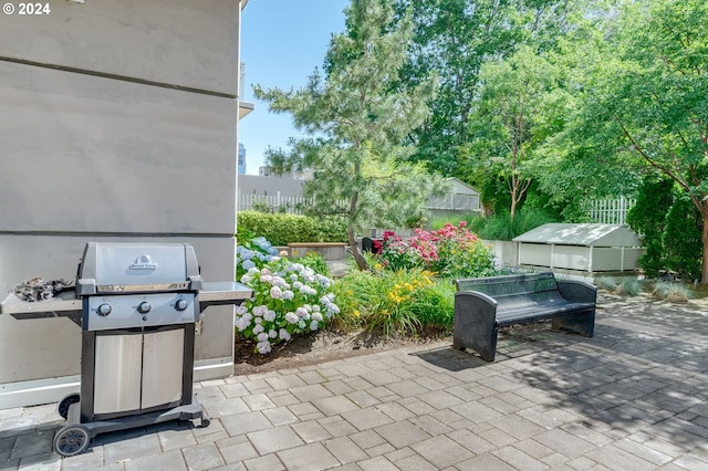 1500 SW 11th Ave Unit 1703, Portland, OR 97201 - view of patio / terrace featuring area for grilling and fence