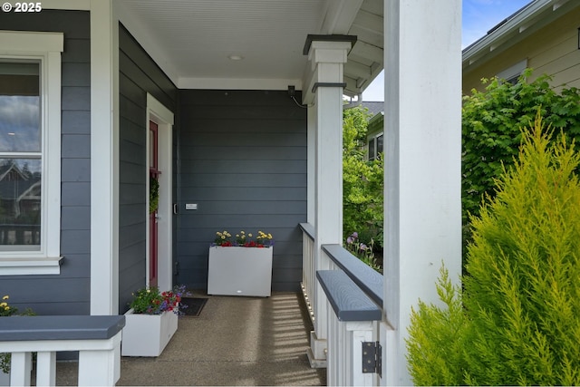balcony featuring a porch