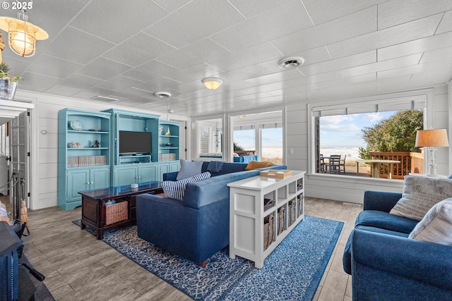 695 N Pacific St, Rockaway Beach, OR 97136 - living area featuring light wood finished floors