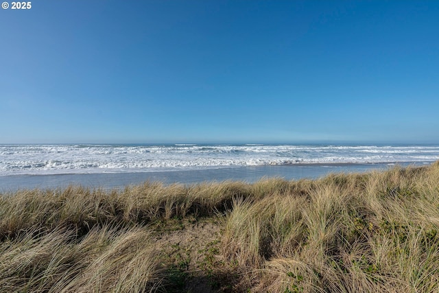 695 N Pacific St, Rockaway Beach, OR 97136 - water view featuring local beach