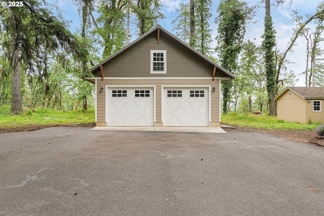 7678 Pine Tree Ln SE, Turner, OR 97392 - view of detached garage