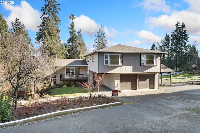 view of front of house featuring a garage