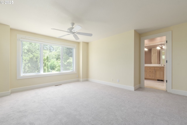 2965 Ingalls Way, Eugene, OR 97405 - unfurnished room with light carpet and a ceiling fan