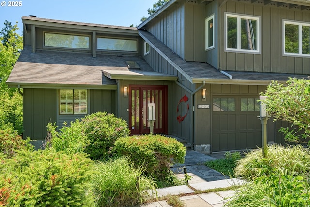 2965 Ingalls Way, Eugene, OR 97405 - view of front facade featuring board and batten siding and a shingled roof