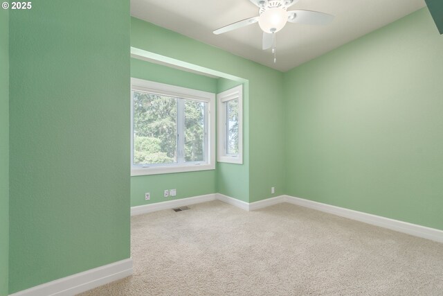2965 Ingalls Way, Eugene, OR 97405 - empty room with carpet flooring and a ceiling fan