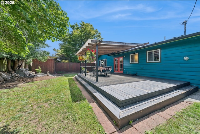 324 NE 108th Pl, Portland, OR 97220 - wooden terrace with french doors and a fenced backyard