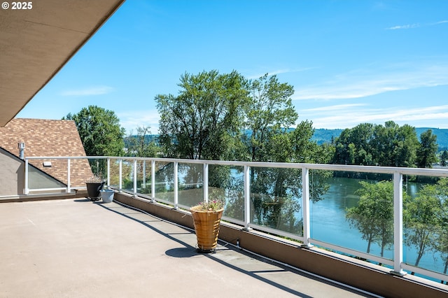 1548 River Rd Unit 401, Longview, WA 98632 - view of balcony