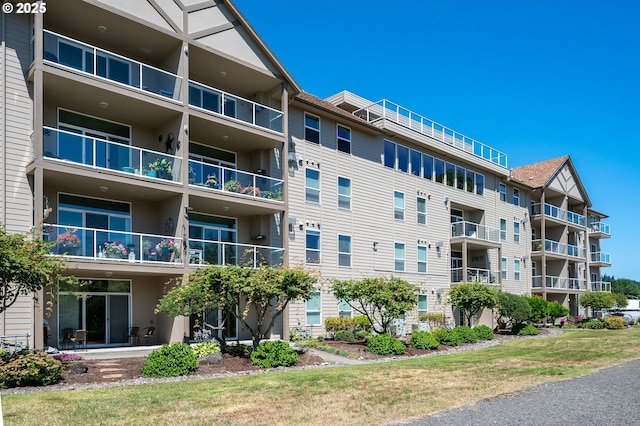 1548 River Rd Unit 401, Longview, WA 98632 - view of apartment building / complex