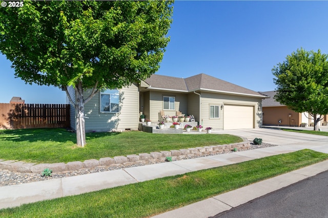 2260 NE 8th St, Hermiston, OR 97838 - ranch-style house with a garage and driveway