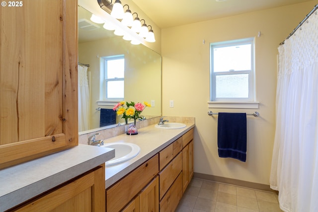 2260 NE 8th St, Hermiston, OR 97838 - full bath with double vanity and tile patterned floors