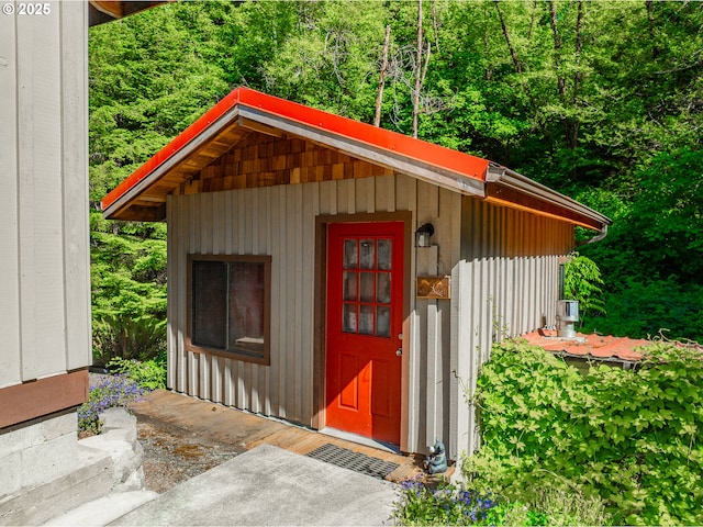 51256 Salmon Gulch Rd, Myrtle Point, OR 97458 - view of outdoor structure with a wooded view