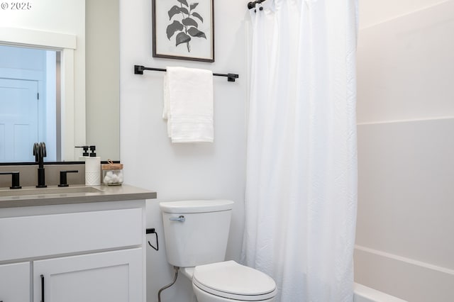 319 N Holland St, Portland, OR 97217 - bathroom with toilet, vanity, and shower / bath combo
