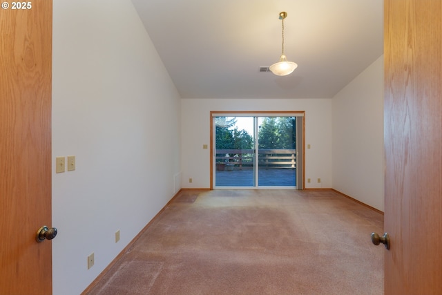 empty room with carpet