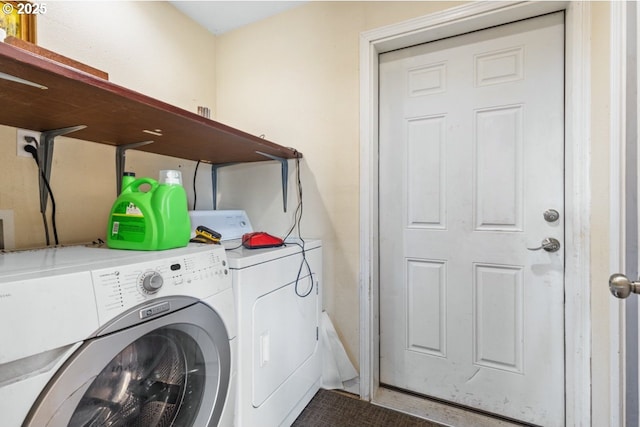 31958 J P W Rd, Scappoose, OR 97056 - washroom with independent washer and dryer