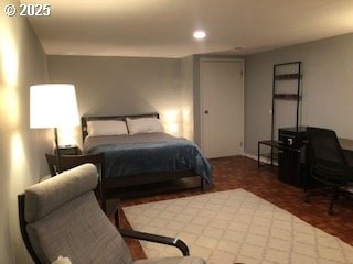 7922 SW Capitol Hill Rd, Portland, OR 97219 - bedroom with recessed lighting