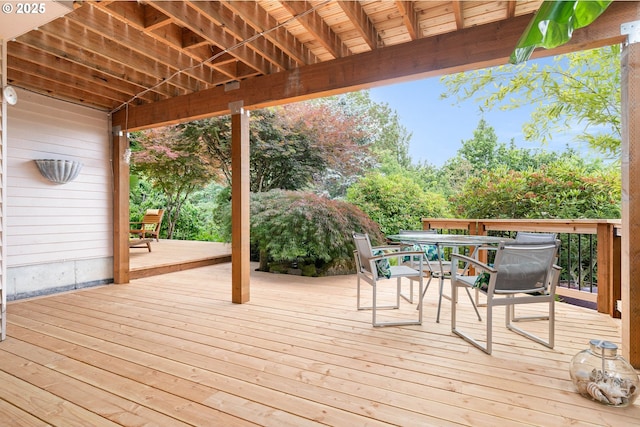 7317 SE 141st Ave, Portland, OR 97236 - wooden deck with outdoor dining area