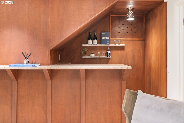 5431 SW Alfred St, Portland, OR 97219 - view of indoor dry bar