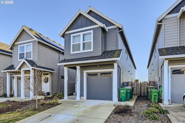 craftsman house featuring a garage