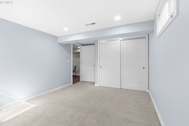 6611 SE 40th Ave, Portland, OR 97202 - unfurnished bedroom with light carpet, recessed lighting, and a closet
